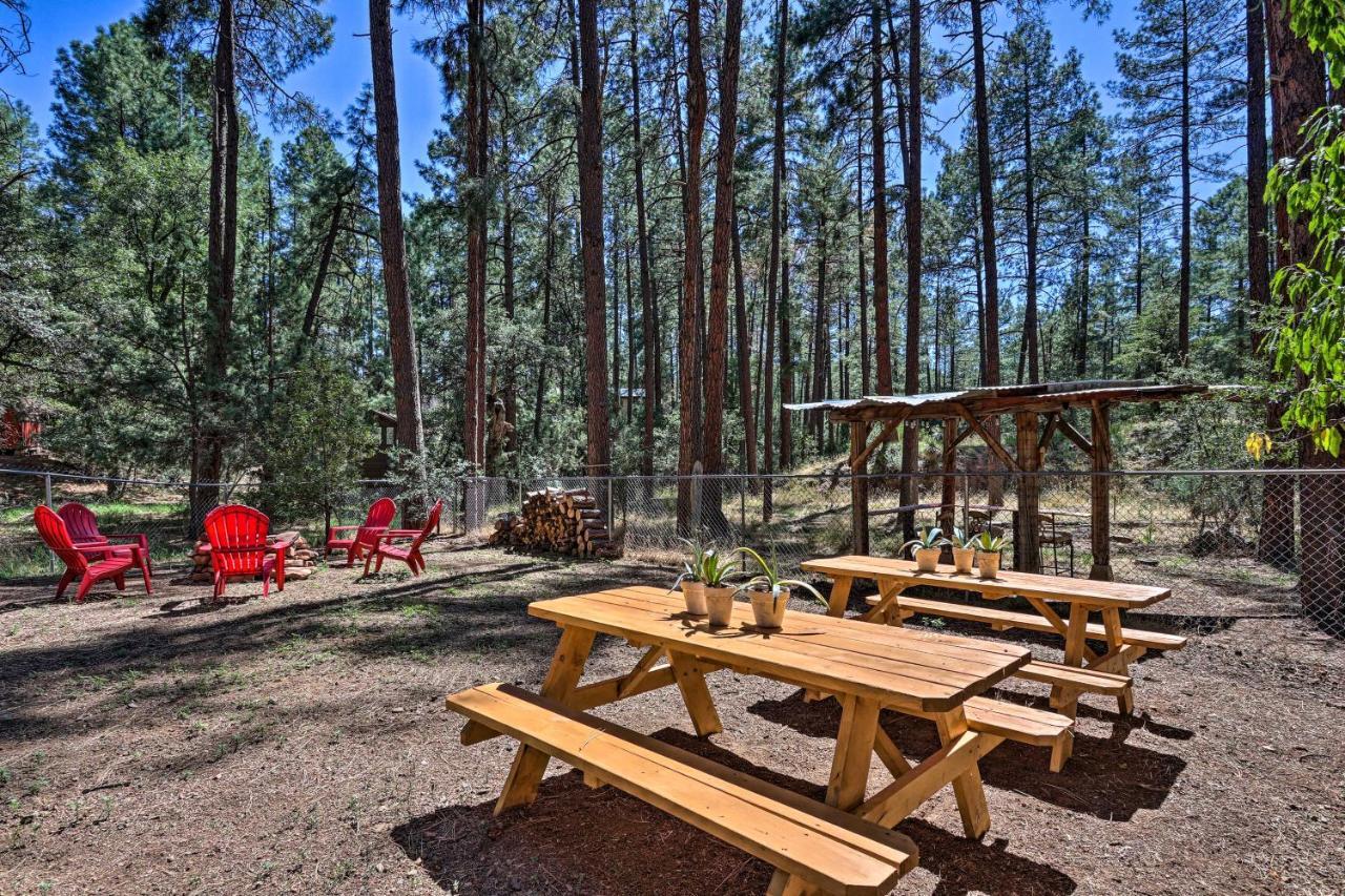 Strawberry Cabin With 2-Story Deck Dogs Welcome! Pine Dış mekan fotoğraf